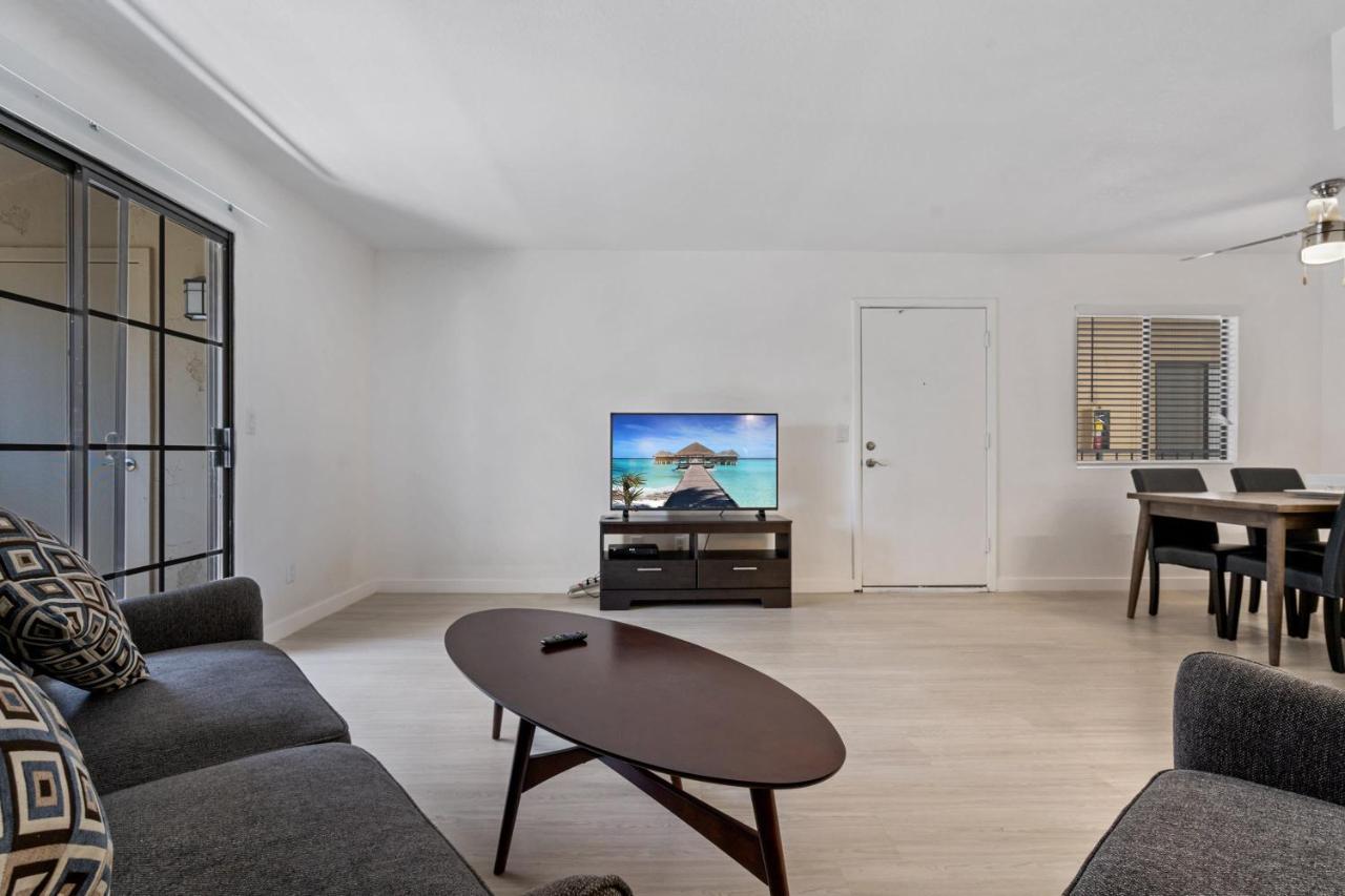 Newly Renovated 2Br Apartment W Pool By Stay Gia Феникс Экстерьер фото